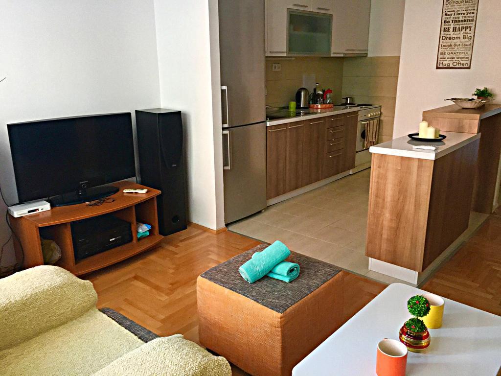 Regina'S Apartments Skopje Eksteriør bilde