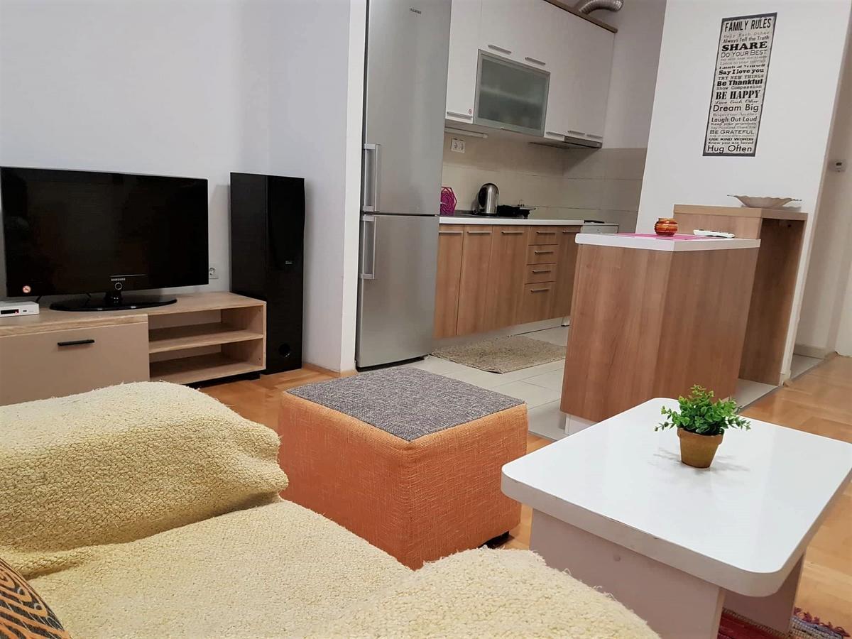 Regina'S Apartments Skopje Eksteriør bilde